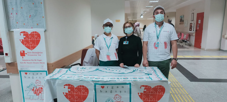 Nazilli Devlet Hastanesinde, 3 - 9 Kasım Organ Bağışı Haftası dolayısıyla organ bağışı standı açıldı. 